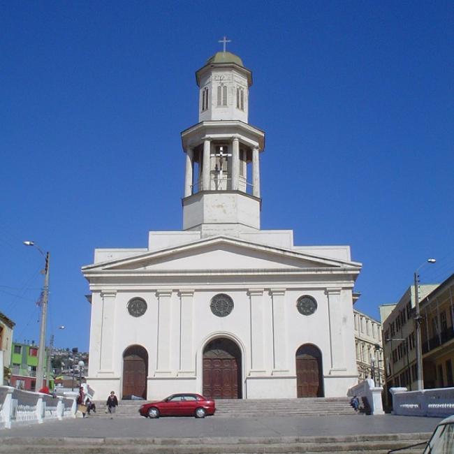 Fachada Principal Iglesia La Matriz Valparaiso